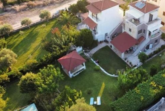 Maria's Luxury Kassandria